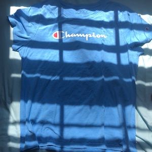 Champion t-shirt